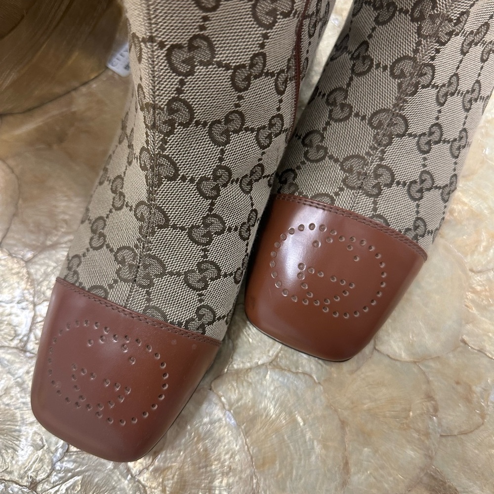 Gucci Women's Brown Knee-High Boots Sz 39 - Picture 2 of 3